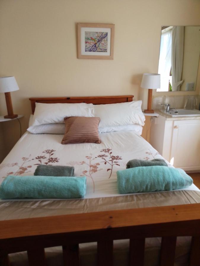 Room In Bungalow - Very Nice View With This Room Sneem Exterior photo